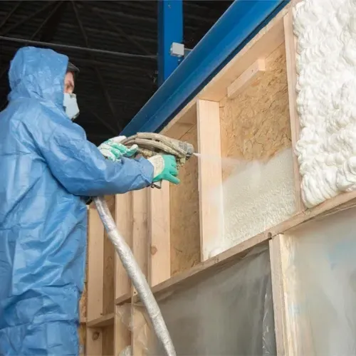 aislamiento térmico mediante proyección en Torrelavega, Cantabria