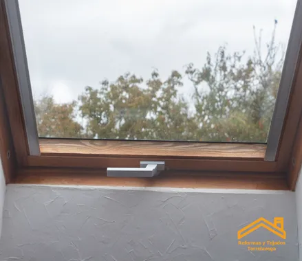 Colocar Claraboyas en Torrelavega, cantabria