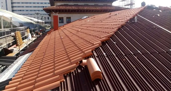 instalar onduline bajo teja en castro-urdiales, cantabria